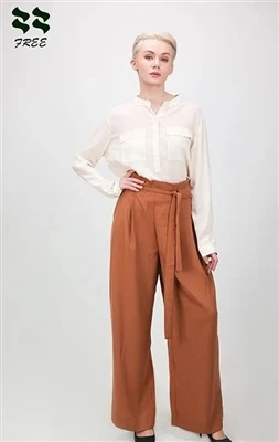 Glac Stíl Agus Compord Le Pants Cosa Leathan na mBan